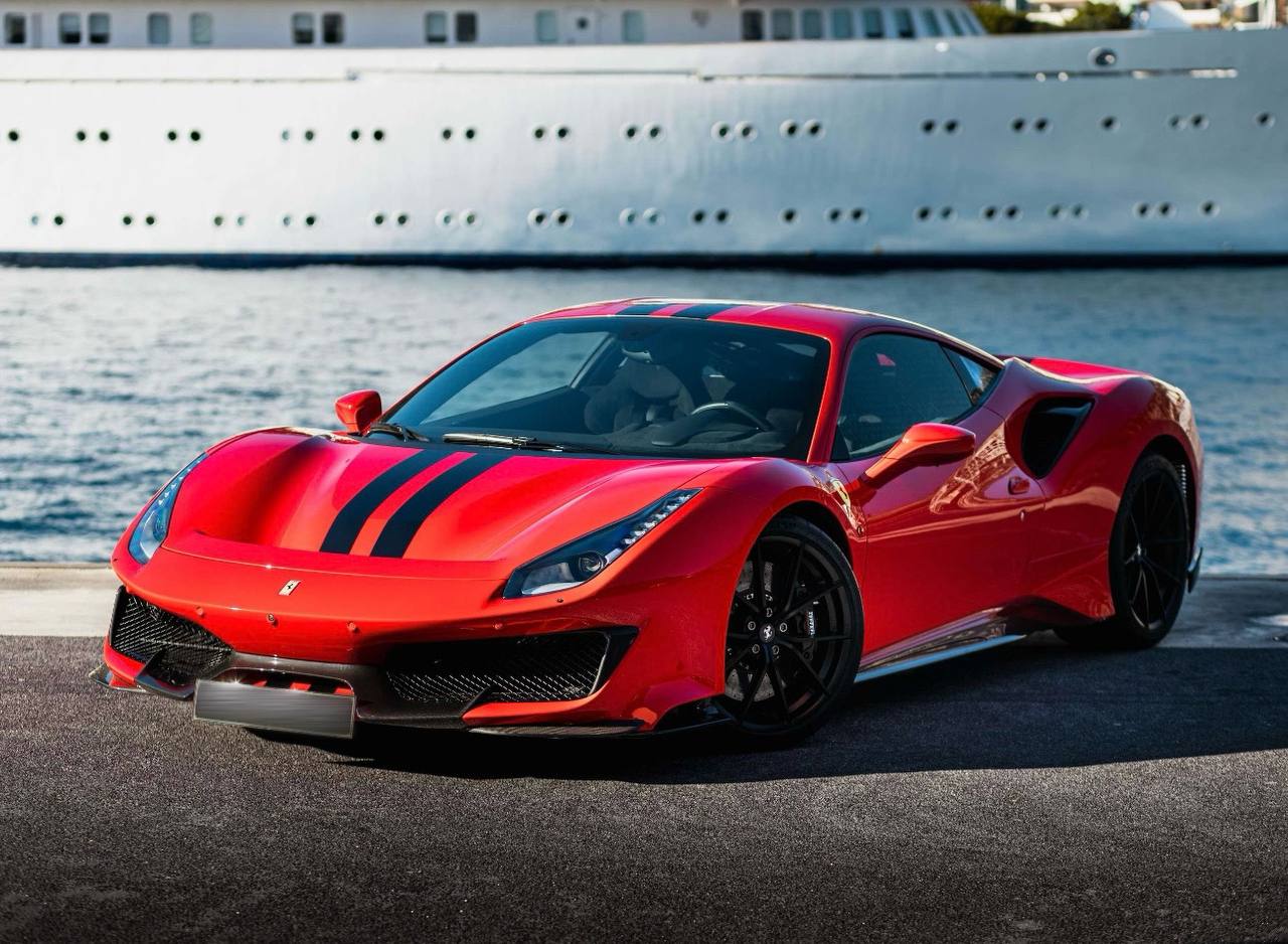 Ferrari 488