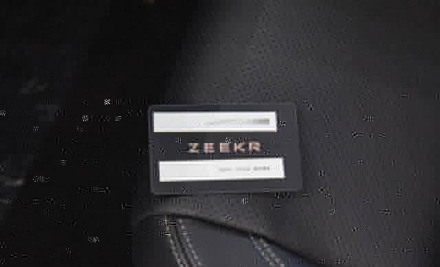 Zeekr 001