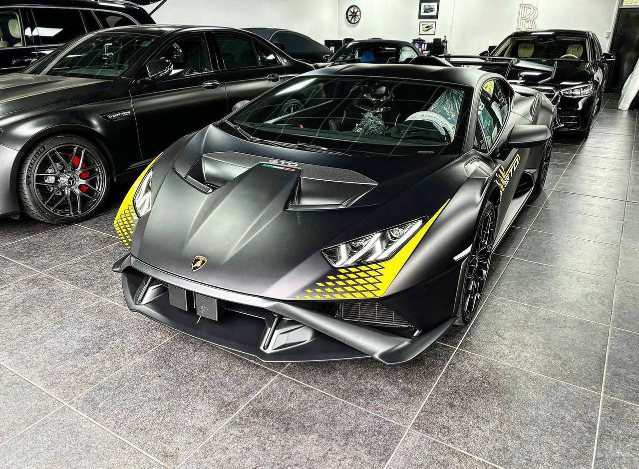  Lamborghini Huracan