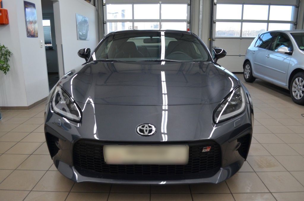 Toyota GR86