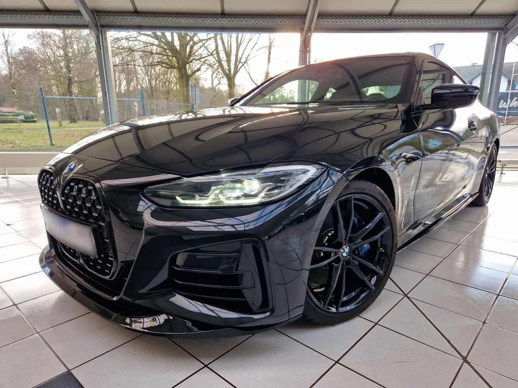 BMW M440i