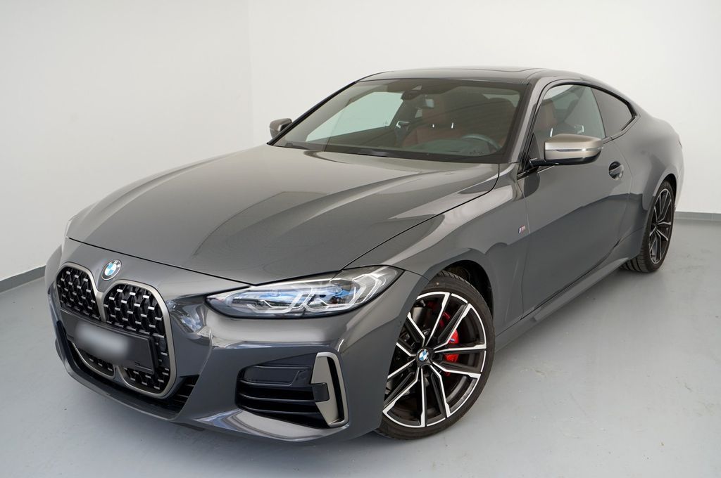 BMW M440i