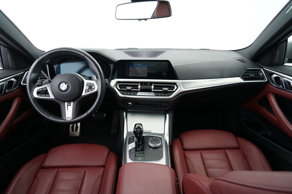 BMW M440i