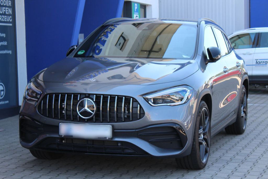 Mercedes-Benz GLA 35 AMG 