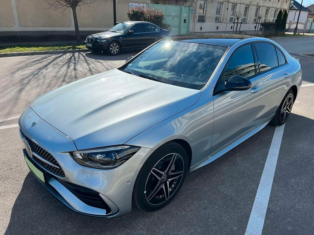 Mercedes-Benz C300 