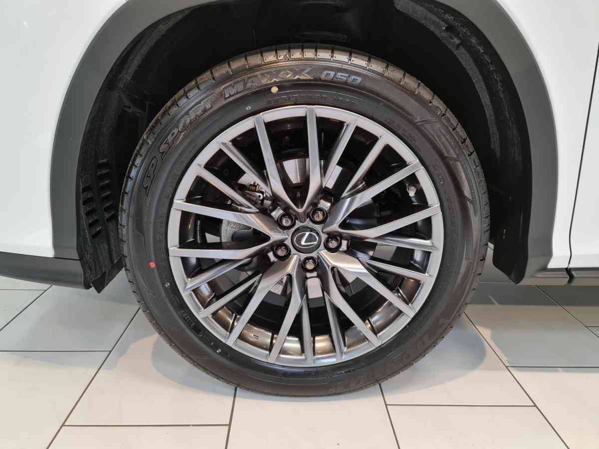 Lexus RX450h