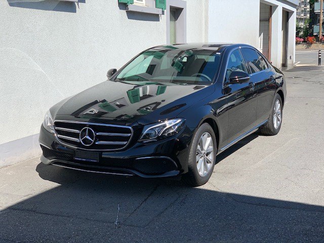 Mercedes-Benz E200