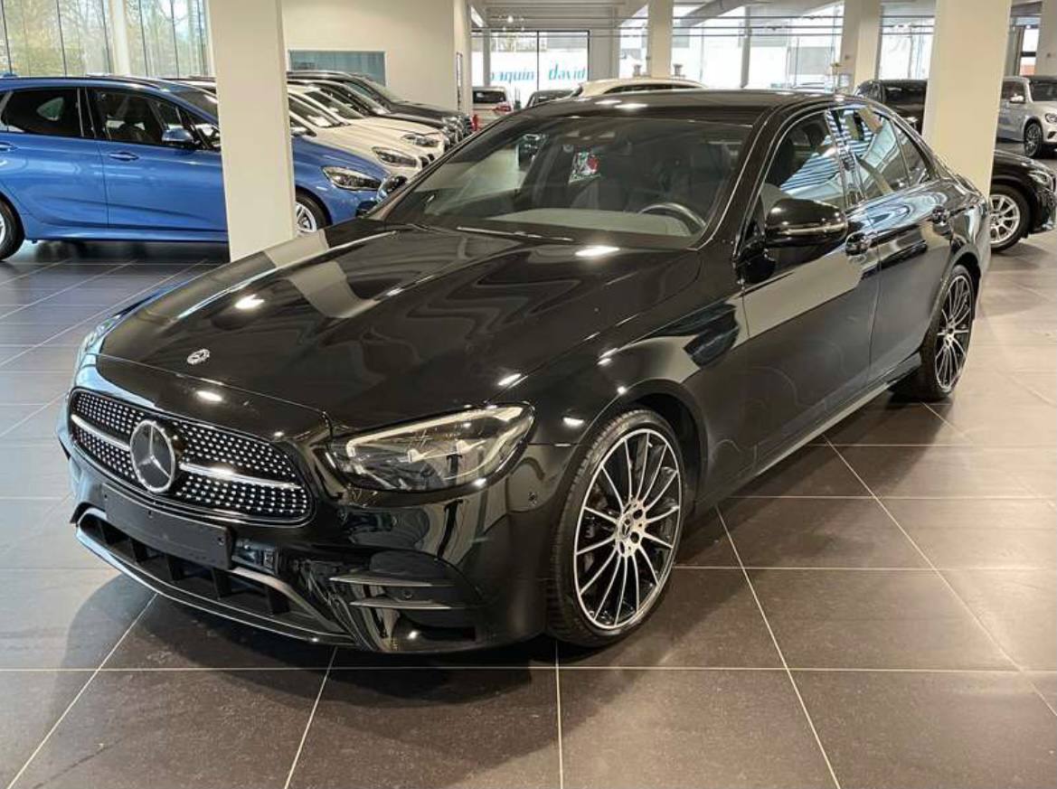 Mercedes-Benz E200