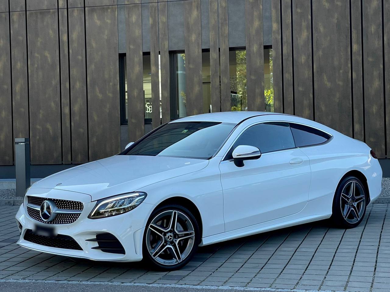 Mercedes-Benz C180