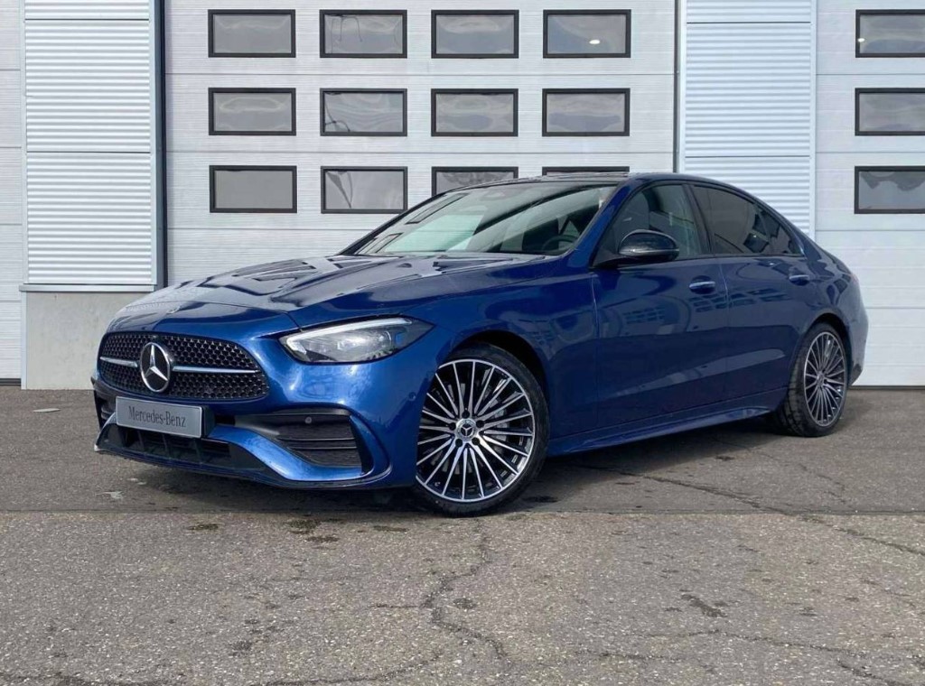   Mercedes-Benz C180