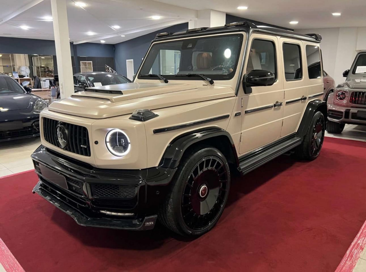 Mercedes-Benz G63
