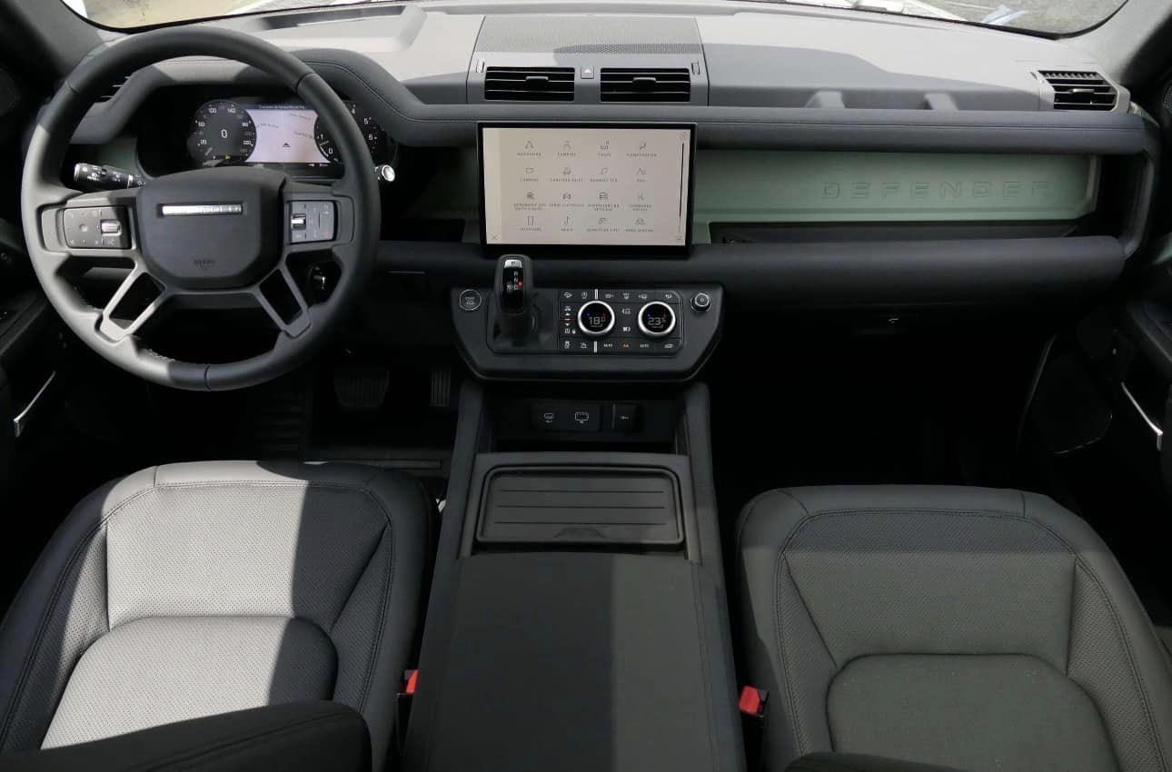  Land Rover Defender