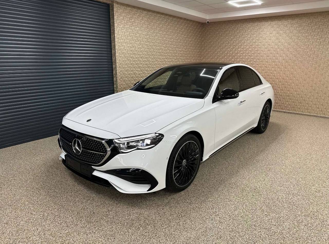 Mercedes-Benz E200
